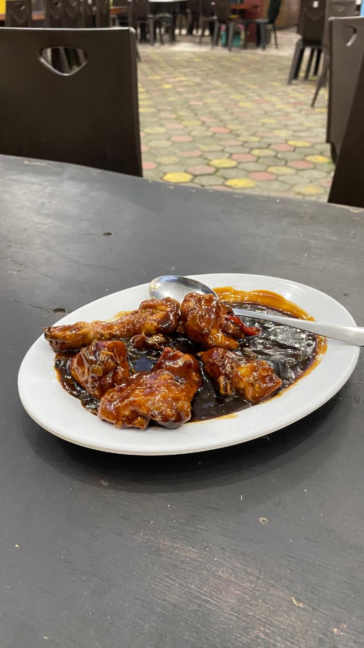 Ayam Goreng Kecap/Mentega (2-3 Org)